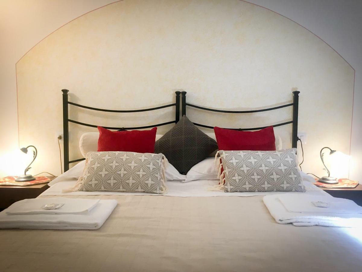 Sui Passi Di Francesco Hotel Valfabbrica Ngoại thất bức ảnh